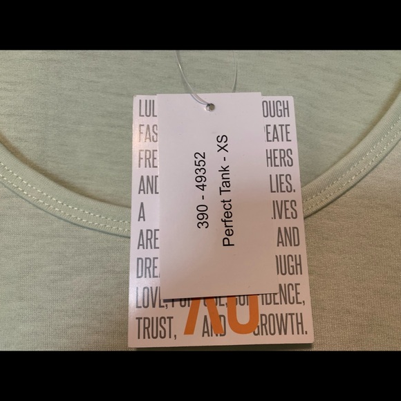 NWT  LuLaRoe Perfect Tank - Picture 5 of 6